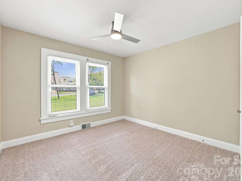 110 Confederate Avenue, Salisbury, NC 28144.  MLS# CAR4405453, YatesRealty ID 39800. 