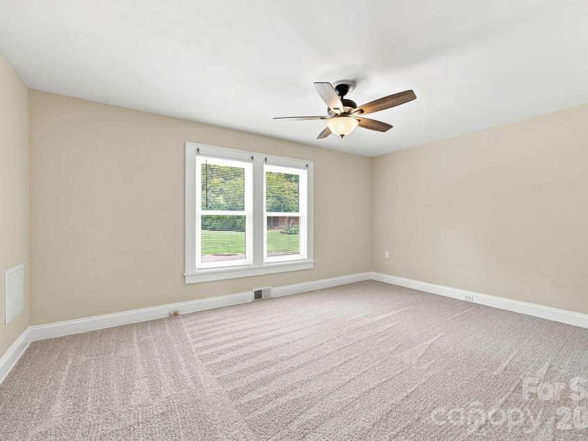 110 Confederate Avenue, Salisbury, NC 28144.  MLS# CAR4405453, YatesRealty ID 39800. 
