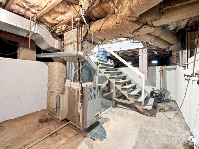 110 Confederate Avenue, Salisbury, NC 28144.  MLS# CAR4405453, YatesRealty ID 39800. Basement/Crawl Space
