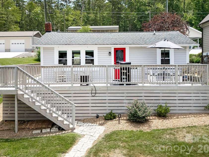 680 Lake Head Road, Norwood, NC 28128.  MLS# CAR4405362, YatesRealty ID 39801. 