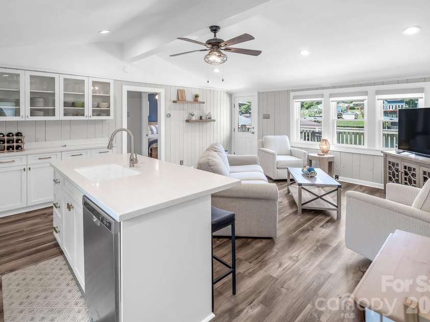 680 Lake Head Road, Norwood, NC 28128.  MLS# CAR4405362, YatesRealty ID 39801. 