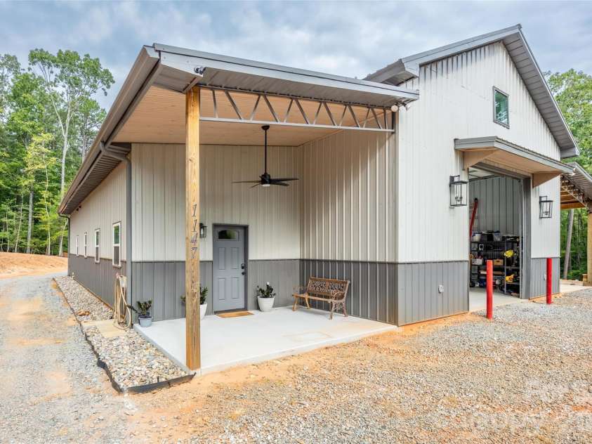 1147 Whispering Winds Drive, Catawba, NC 28609.  MLS# CAR4405476, YatesRealty ID 39802. 