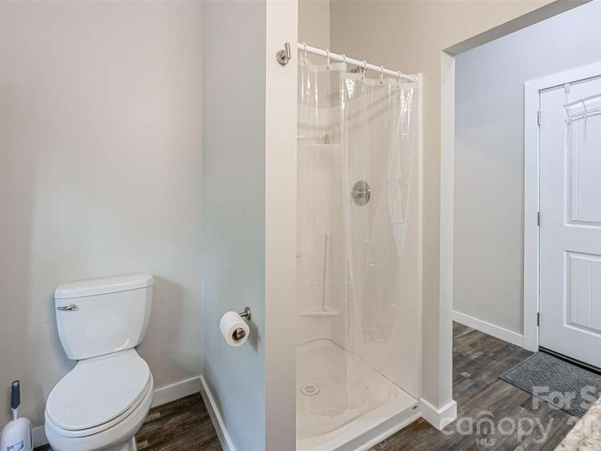 1147 Whispering Winds Drive, Catawba, NC 28609.  MLS# CAR4405476, YatesRealty ID 39802. 