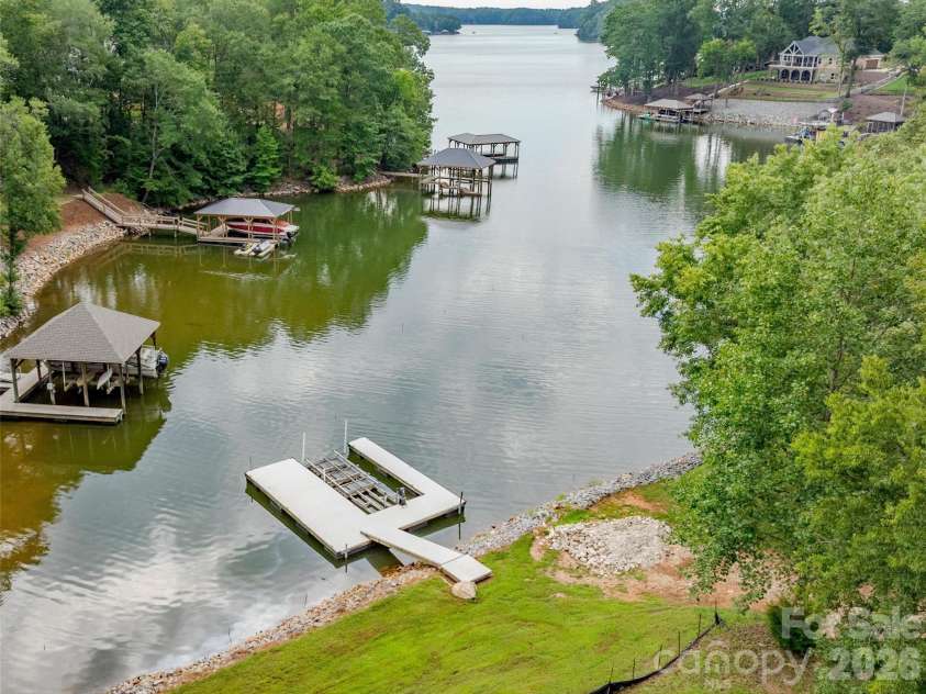 1147 Whispering Winds Drive, Catawba, NC 28609.  MLS# CAR4405476, YatesRealty ID 39802. 