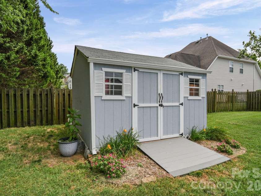 4018 Waxwood Drive, Monroe, NC 28110.  MLS# CAR4404959, YatesRealty ID 39804. 