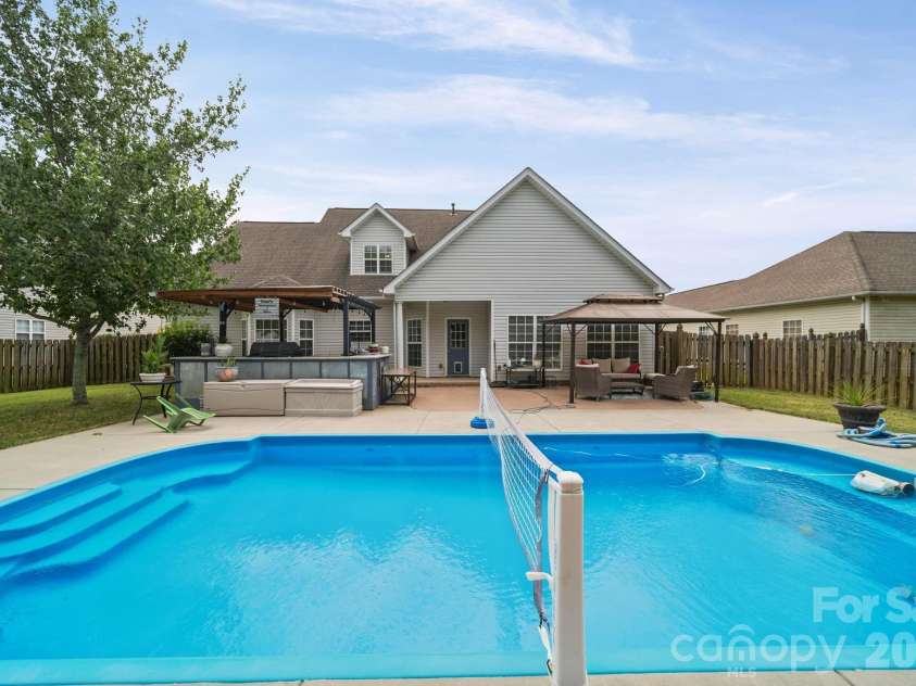 4018 Waxwood Drive, Monroe, NC 28110.  MLS# CAR4404959, YatesRealty ID 39804. 