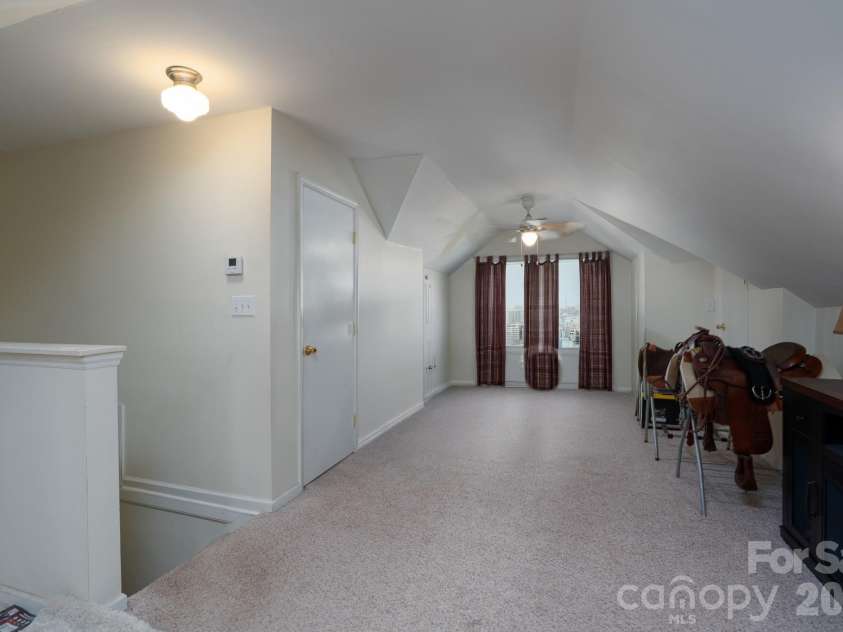 1017 Druid Circle, Charlotte, NC 28206.  MLS# CAR4405229, YatesRealty ID 39806. 