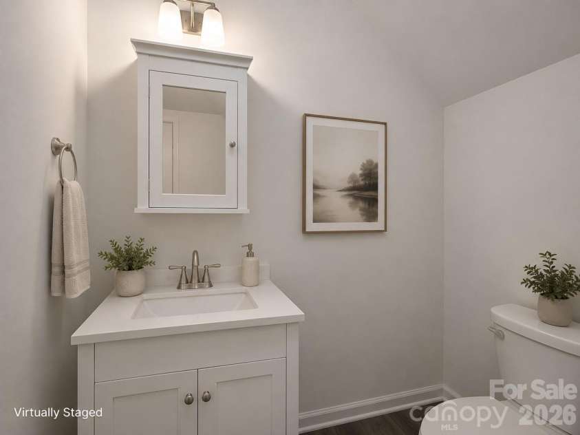 1017 Druid Circle, Charlotte, NC 28206.  MLS# CAR4405229, YatesRealty ID 39806. 