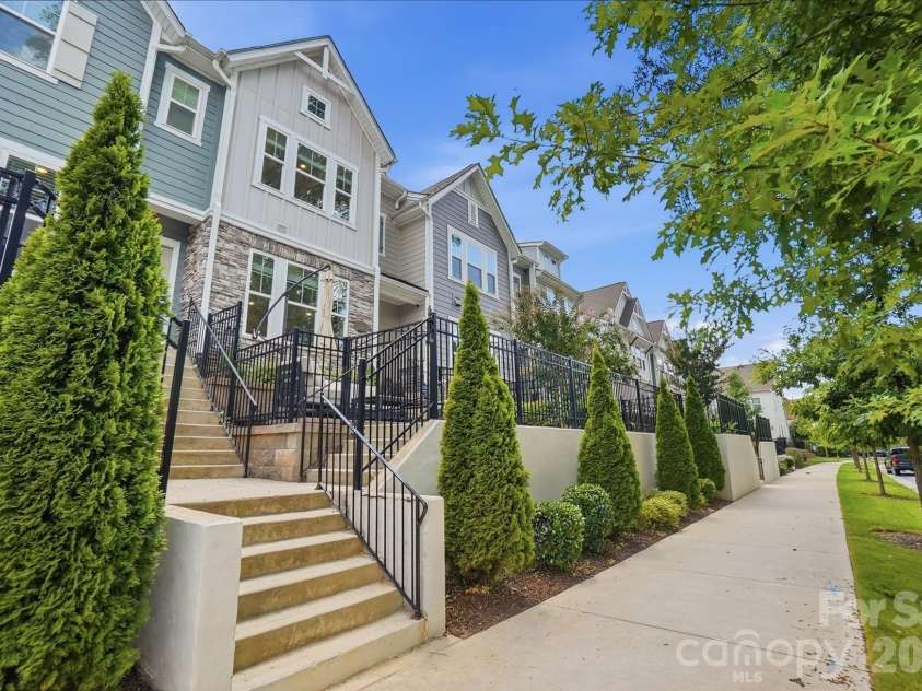 1128 Drummond Avenue, Charlotte, NC 28205.  MLS# CAR4405156, YatesRealty ID 39807. Front