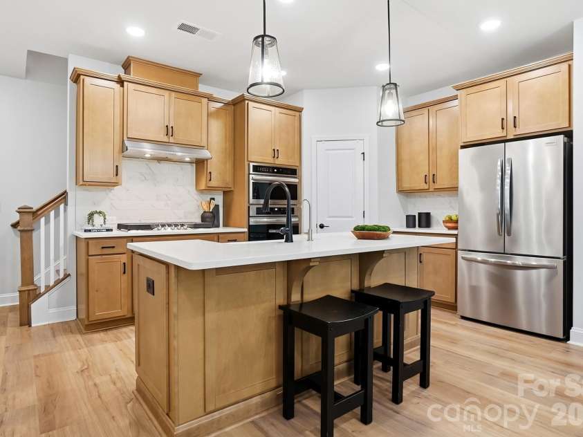 1128 Drummond Avenue, Charlotte, NC 28205.  MLS# CAR4405156, YatesRealty ID 39807. Kitchen