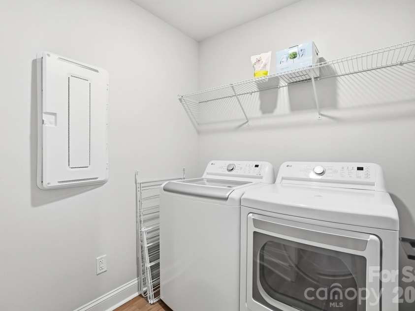 1128 Drummond Avenue, Charlotte, NC 28205.  MLS# CAR4405156, YatesRealty ID 39807. Laundry Room