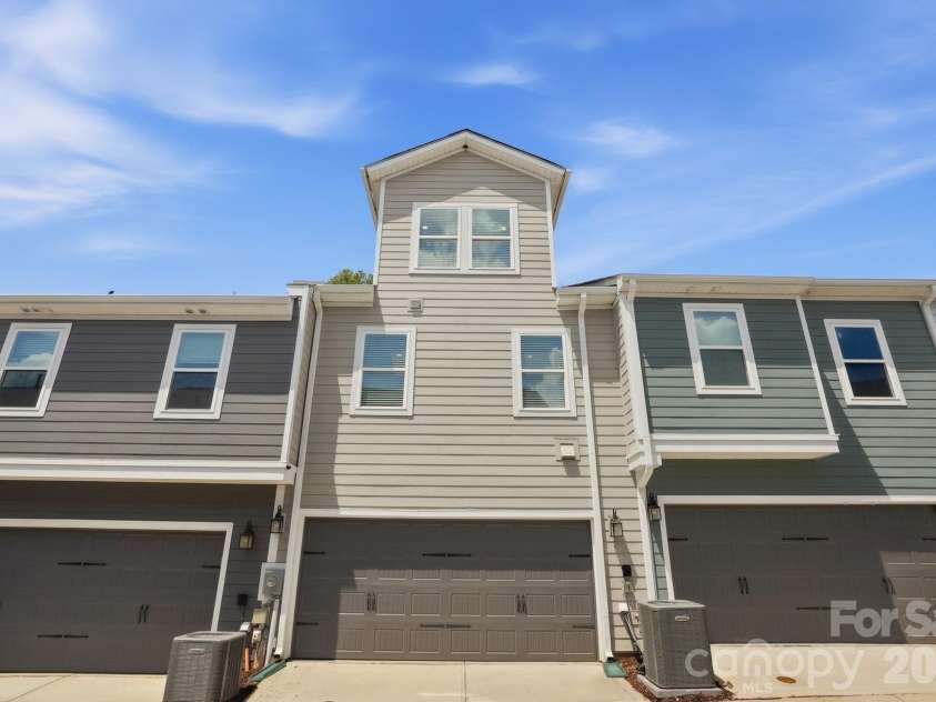1128 Drummond Avenue, Charlotte, NC 28205.  MLS# CAR4405156, YatesRealty ID 39807. Rear Facing Garage