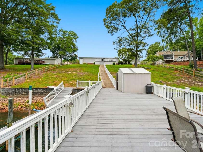 4520 Lake Drive, Sherrills Ford, NC 28673.  MLS# CAR4404925, YatesRealty ID 39809. 