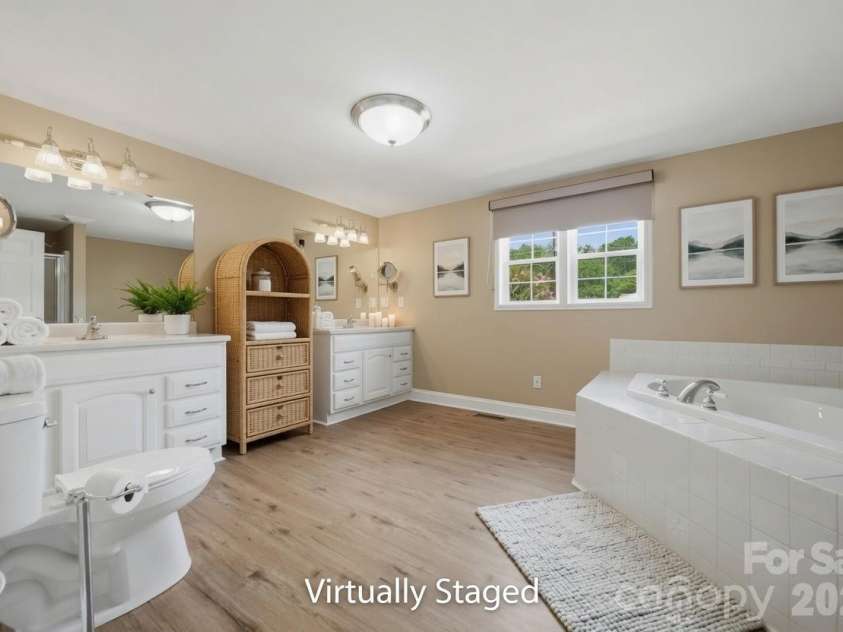 4520 Lake Drive, Sherrills Ford, NC 28673.  MLS# CAR4404925, YatesRealty ID 39809. 