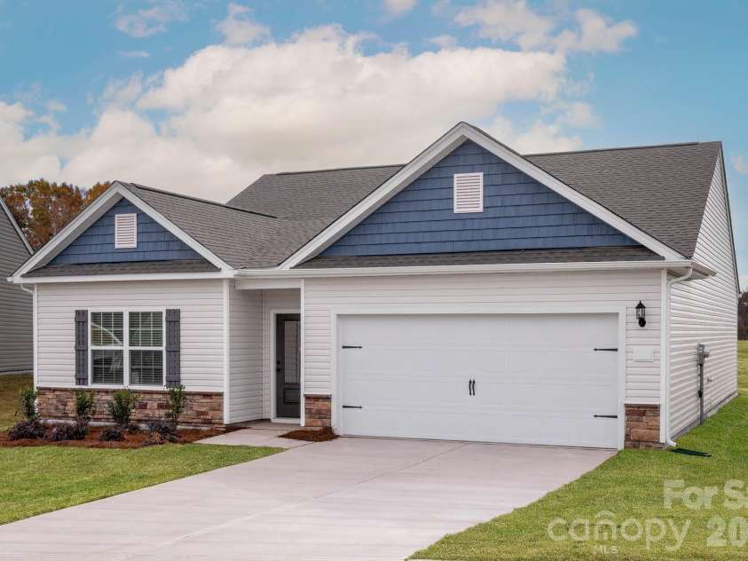 104 Tanner Loop, Troutman, NC 28166.  MLS# CAR4335373, YatesRealty ID 3981. 