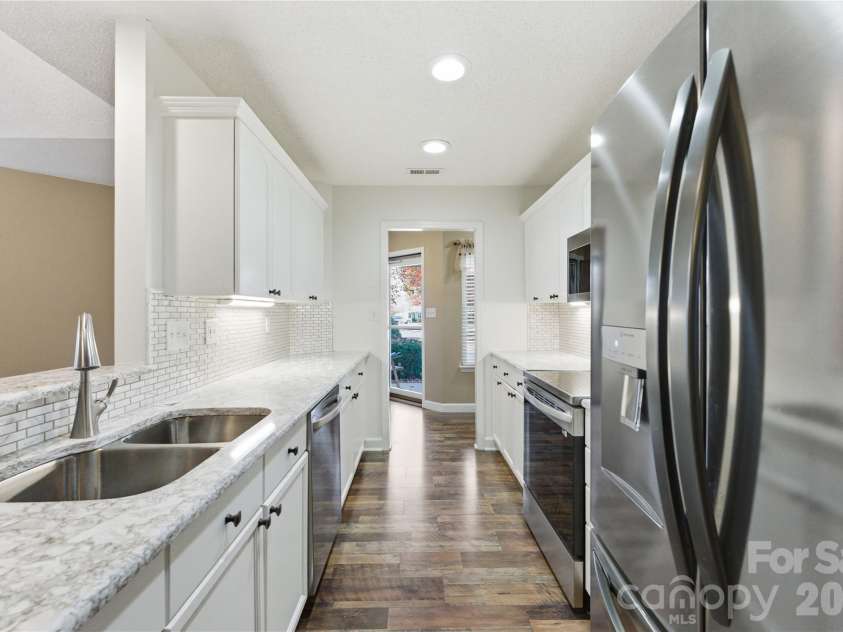110 Whitehall Drive, Mooresville, NC 28117.  MLS# CAR4268703, YatesRealty ID 3981. 