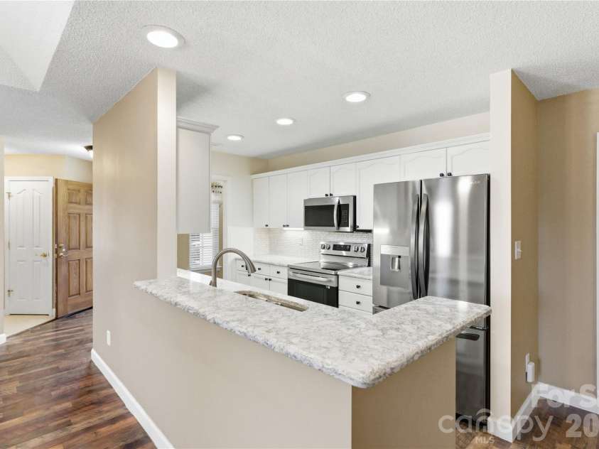 110 Whitehall Drive, Mooresville, NC 28117.  MLS# CAR4268703, YatesRealty ID 3981. 