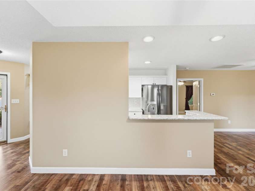 110 Whitehall Drive, Mooresville, NC 28117.  MLS# CAR4268703, YatesRealty ID 3981. 
