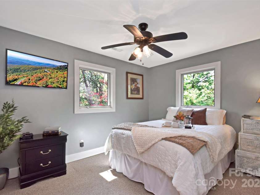 23022 Linville Falls Highway, Linville Falls, NC 28647.  MLS# CAR4178209, YatesRealty ID 3981. 