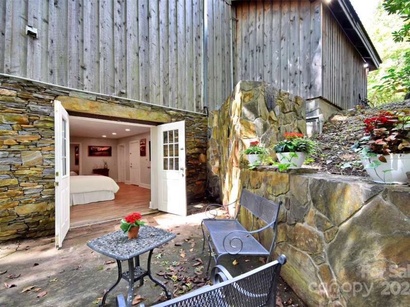 23022 Linville Falls Highway, Linville Falls, NC 28647.  MLS# CAR4178209, YatesRealty ID 3981. 