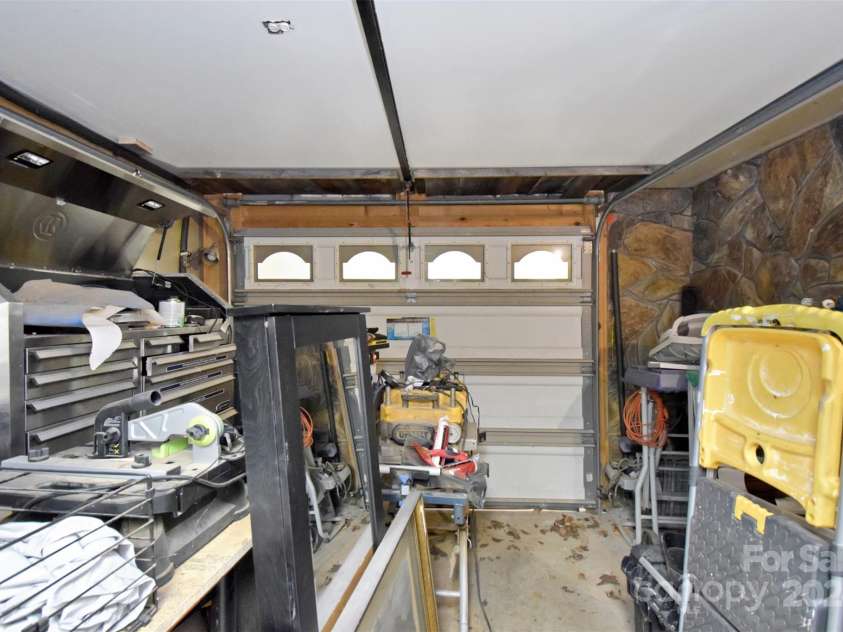 23022 Linville Falls Highway, Linville Falls, NC 28647.  MLS# CAR4178209, YatesRealty ID 3981. 