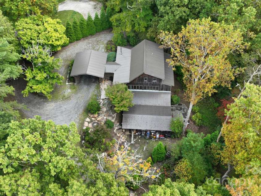 23022 Linville Falls Highway, Linville Falls, NC 28647.  MLS# CAR4178209, YatesRealty ID 3981. 