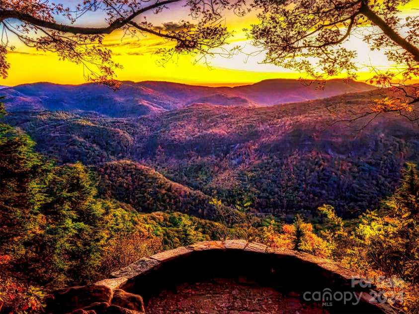 23022 Linville Falls Highway, Linville Falls, NC 28647.  MLS# CAR4178209, YatesRealty ID 3981. Chestoa View a few minutes away perfect for your sunrises to reset your mind