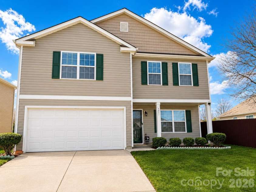 6937 Savannah Springs Drive, Charlotte, NC 28269.  MLS# CAR4404733, YatesRealty ID 39810. 