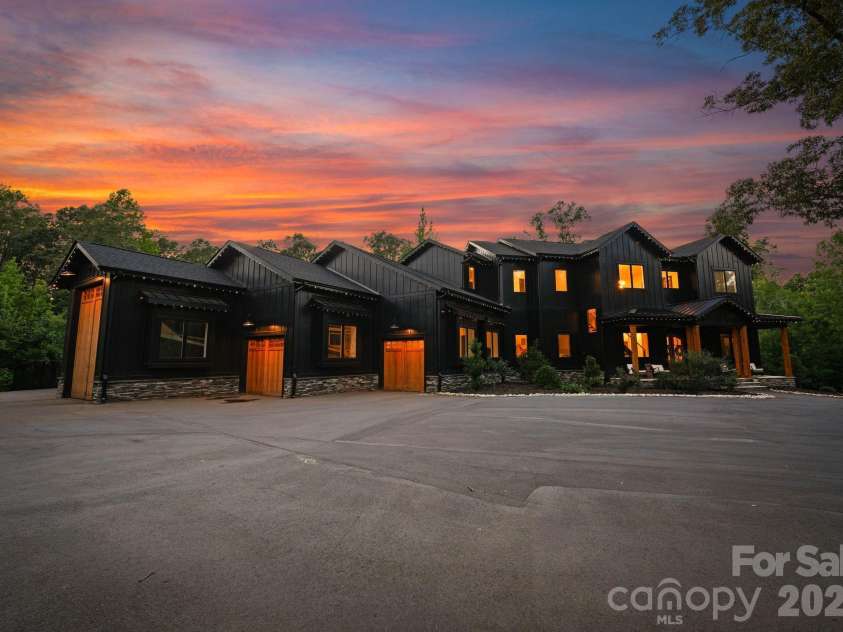 6632 Old Settlers Road, Waxhaw, NC 28173.  MLS# CAR4404467, YatesRealty ID 39814. 