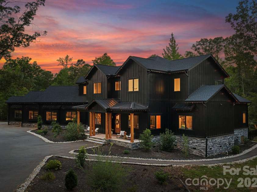6632 Old Settlers Road, Waxhaw, NC 28173.  MLS# CAR4404467, YatesRealty ID 39814. 