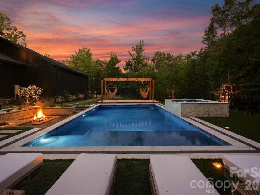 6632 Old Settlers Road, Waxhaw, NC 28173.  MLS# CAR4404467, YatesRealty ID 39814. 
