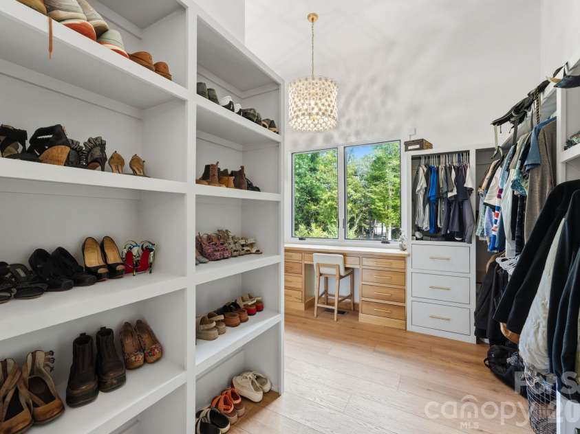 6632 Old Settlers Road, Waxhaw, NC 28173.  MLS# CAR4404467, YatesRealty ID 39814. 