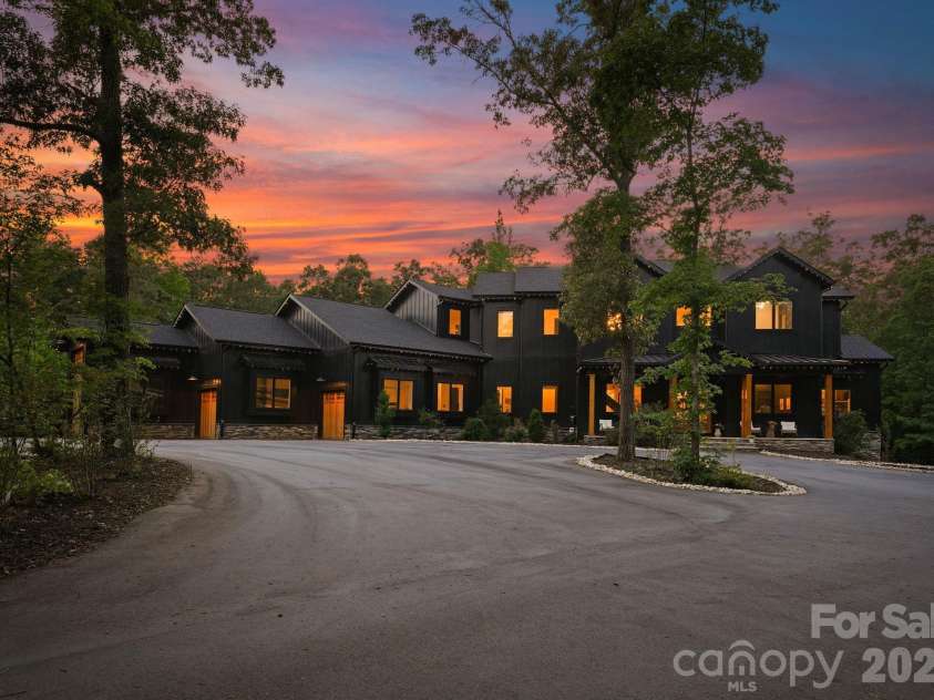 6632 Old Settlers Road, Waxhaw, NC 28173.  MLS# CAR4404467, YatesRealty ID 39814. 