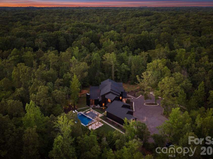 6632 Old Settlers Road, Waxhaw, NC 28173.  MLS# CAR4404467, YatesRealty ID 39814. 