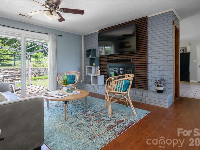 187 Sheehan Road, Fletcher, NC 28732.  MLS# CAR4404622, YatesRealty ID 39815. 