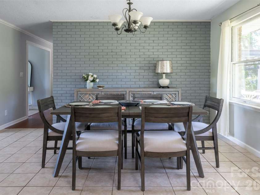 187 Sheehan Road, Fletcher, NC 28732.  MLS# CAR4404622, YatesRealty ID 39815. 