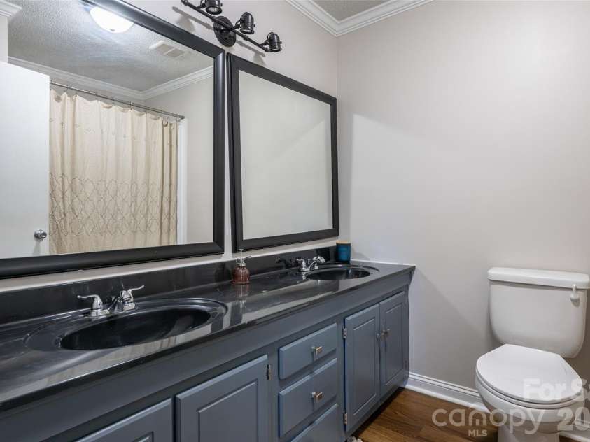 187 Sheehan Road, Fletcher, NC 28732.  MLS# CAR4404622, YatesRealty ID 39815. 