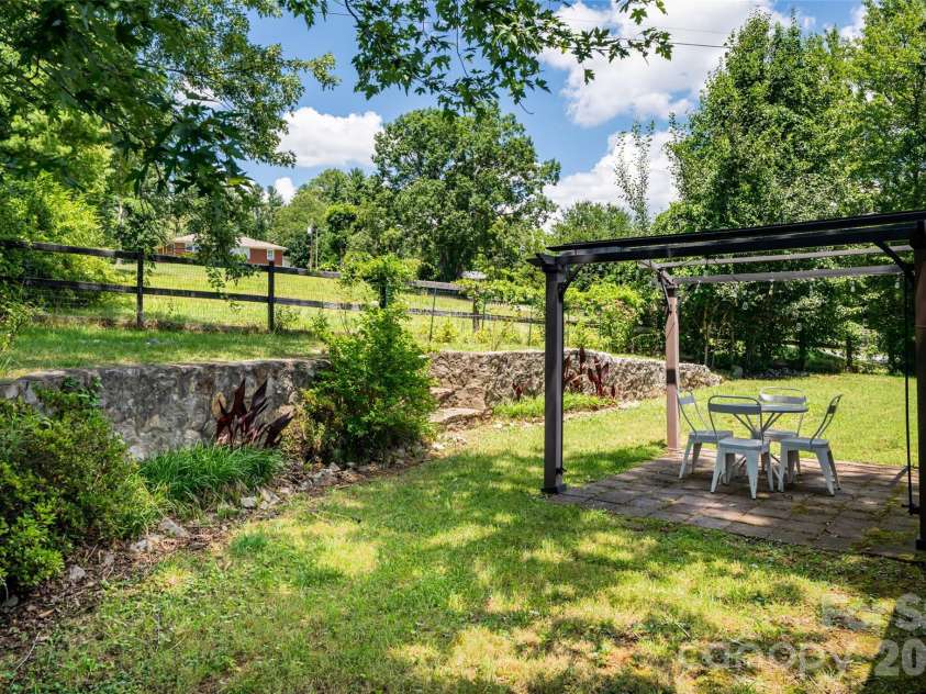187 Sheehan Road, Fletcher, NC 28732.  MLS# CAR4404622, YatesRealty ID 39815. 