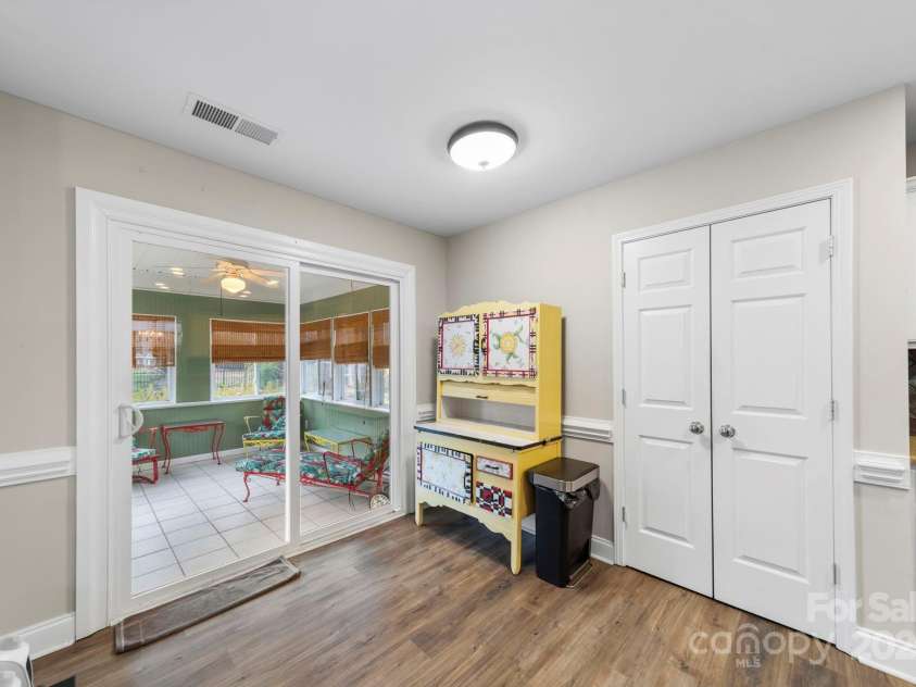 2006 Galena Chase Drive, Indian Trail, NC 28079.  MLS# CAR4322561, YatesRealty ID 3982. 