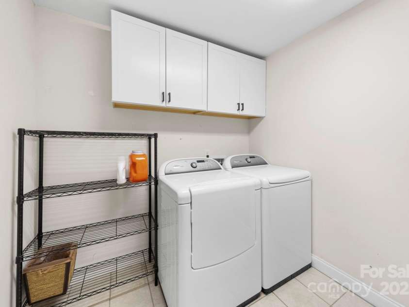 2006 Galena Chase Drive, Indian Trail, NC 28079.  MLS# CAR4322561, YatesRealty ID 3982. 