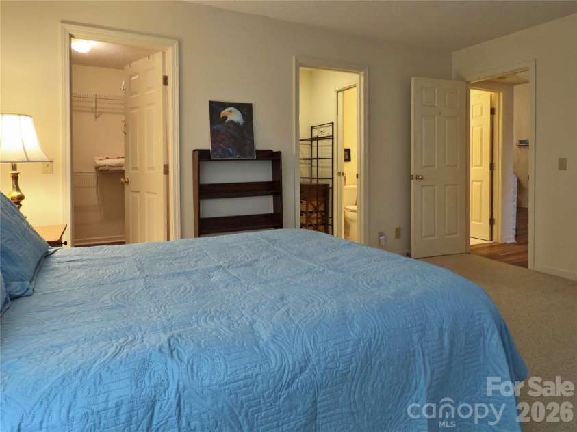 40 Sanctuary Drive, Burnsville, NC 28714.  MLS# CAR4274475, YatesRealty ID 3982. 