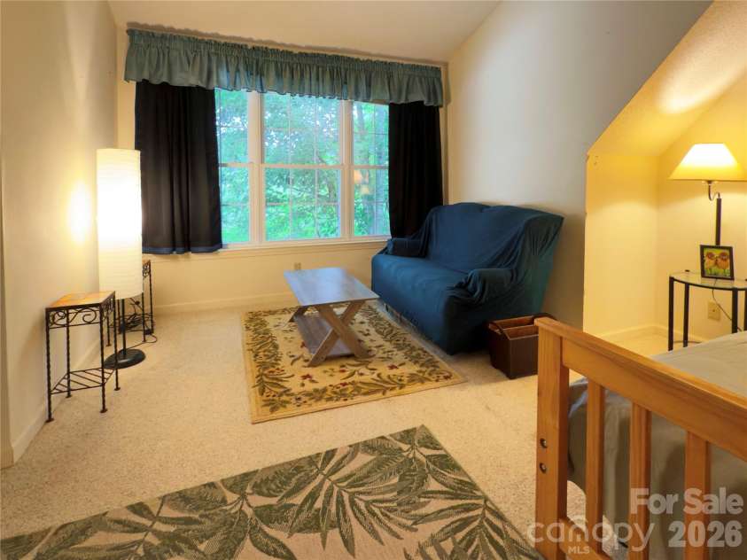 40 Sanctuary Drive, Burnsville, NC 28714.  MLS# CAR4274475, YatesRealty ID 3982. 