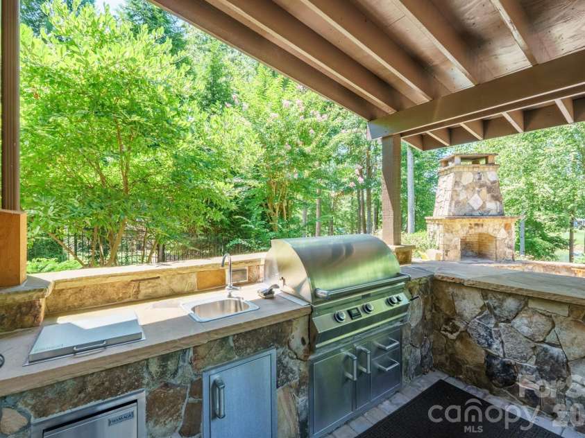 4412 Lake Forest Road, Denver, NC 28037.  MLS# CAR4404304, YatesRealty ID 39820. Outdoor Kitchen