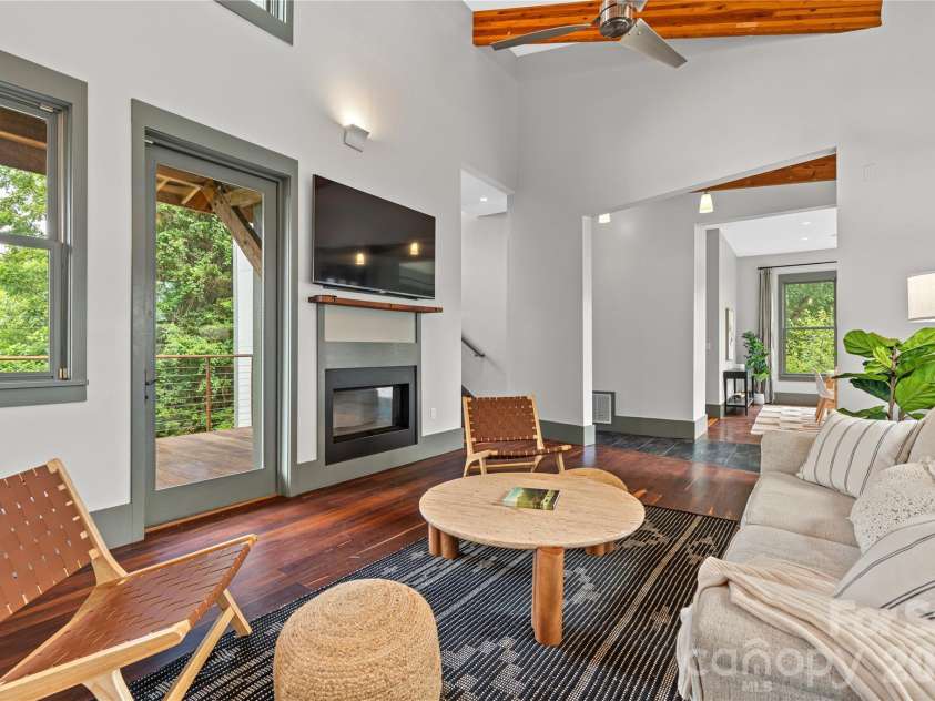 31 Grey River Run, Woodfin, NC 28804.  MLS# CAR4403960, YatesRealty ID 39822. 