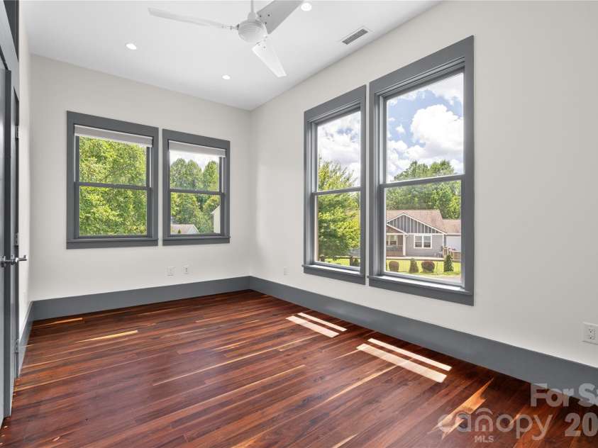 31 Grey River Run, Woodfin, NC 28804.  MLS# CAR4403960, YatesRealty ID 39822. 
