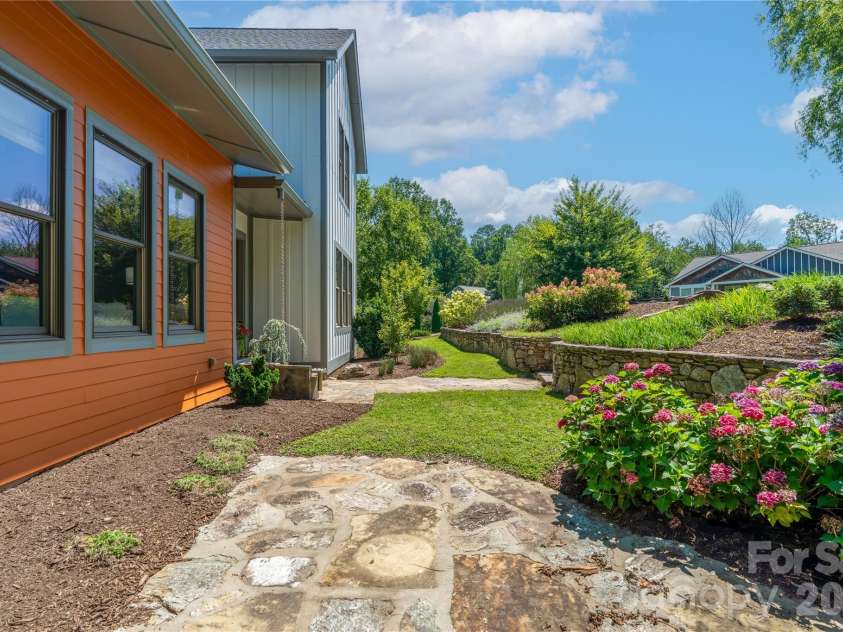 31 Grey River Run, Woodfin, NC 28804.  MLS# CAR4403960, YatesRealty ID 39822. Front patio