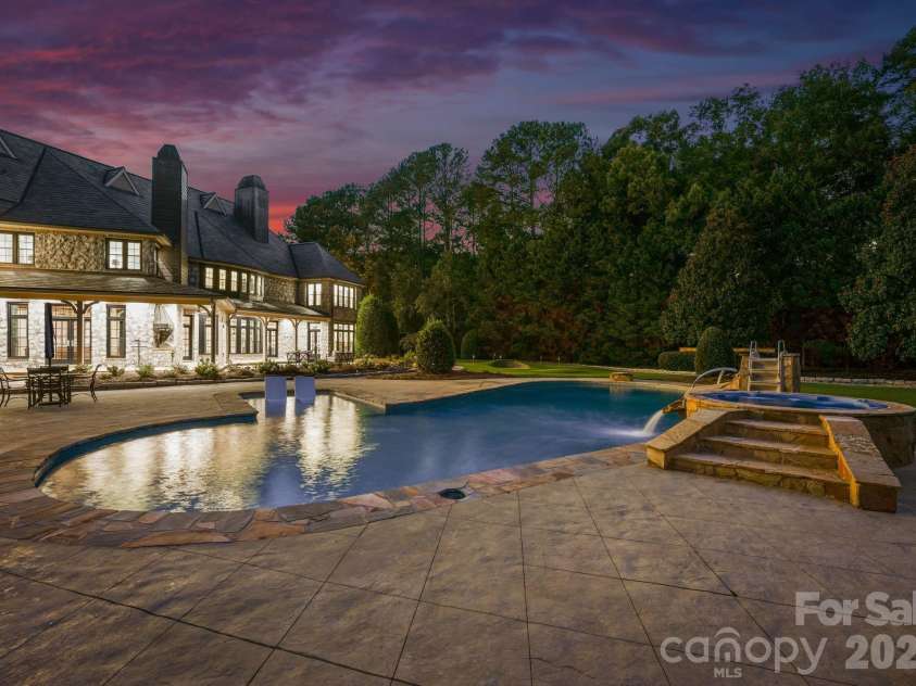 525 Lake Lynn Road, Concord, NC 28025.  MLS# CAR4403591, YatesRealty ID 39824. 