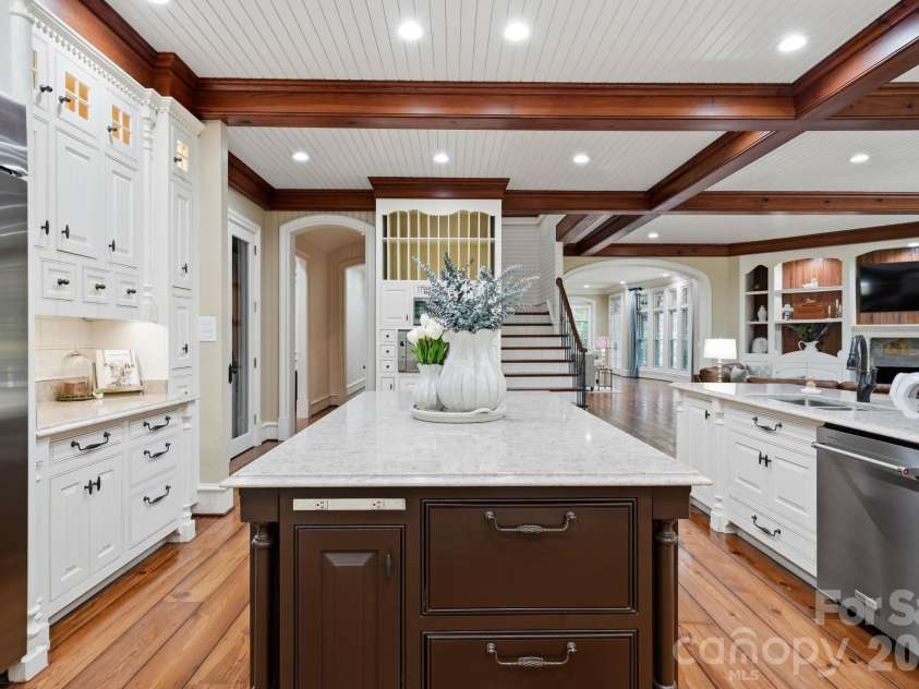525 Lake Lynn Road, Concord, NC 28025.  MLS# CAR4403591, YatesRealty ID 39824. 