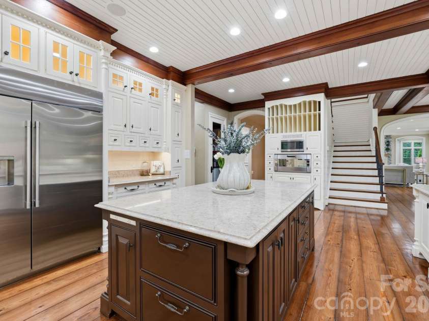 525 Lake Lynn Road, Concord, NC 28025.  MLS# CAR4403591, YatesRealty ID 39824. 