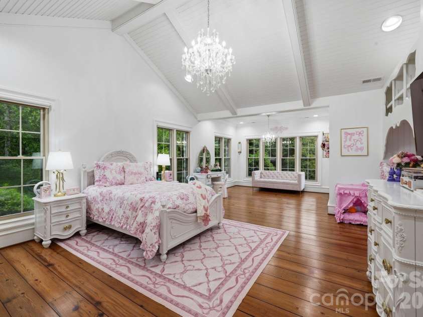 525 Lake Lynn Road, Concord, NC 28025.  MLS# CAR4403591, YatesRealty ID 39824. 